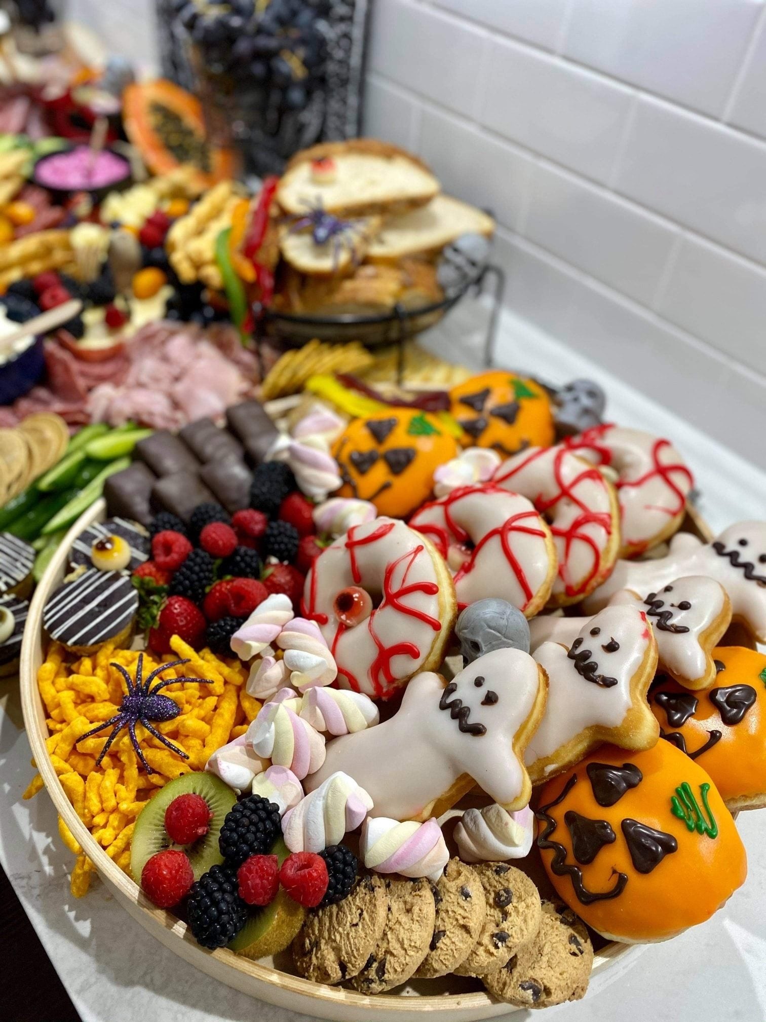 1 METRE GRAZING TABLE - KIDS + CO / THEMED